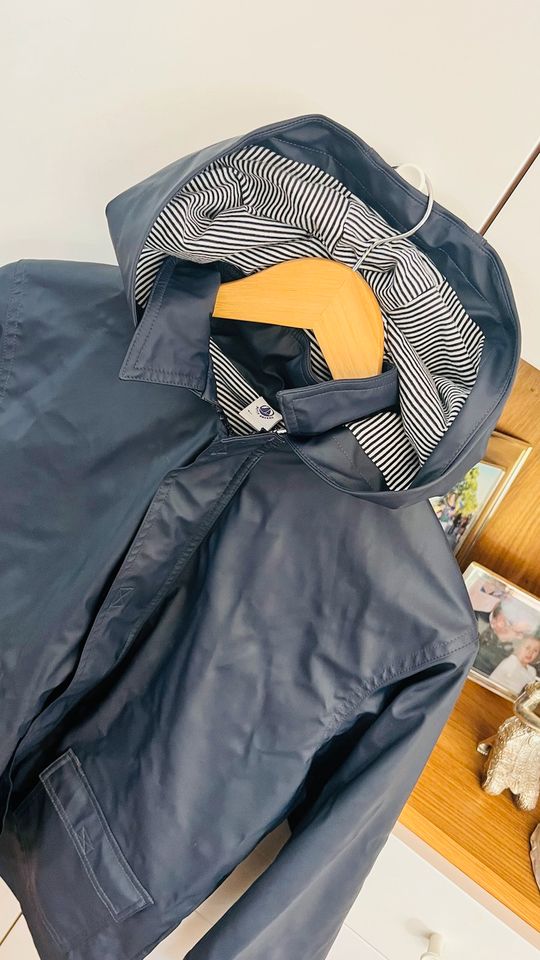 Kinder Regenjacke 10 Jahre, Petit bateau klassisch in München