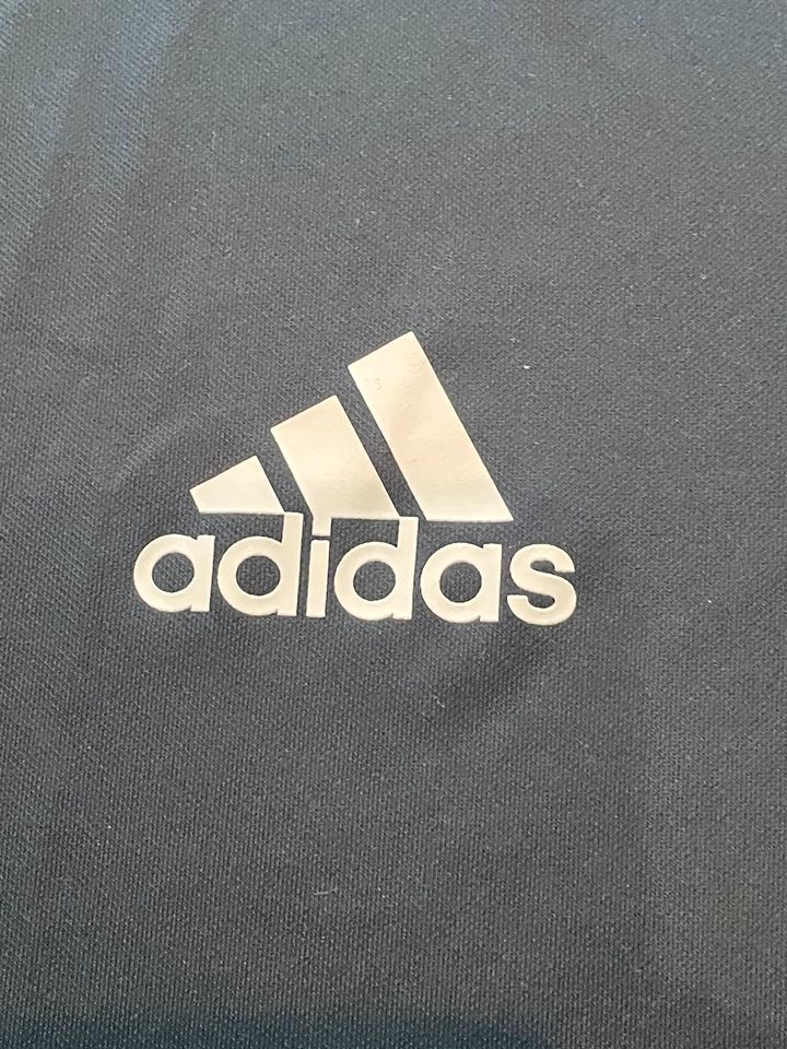 adidas Shirt Real Madrid in Ratingen