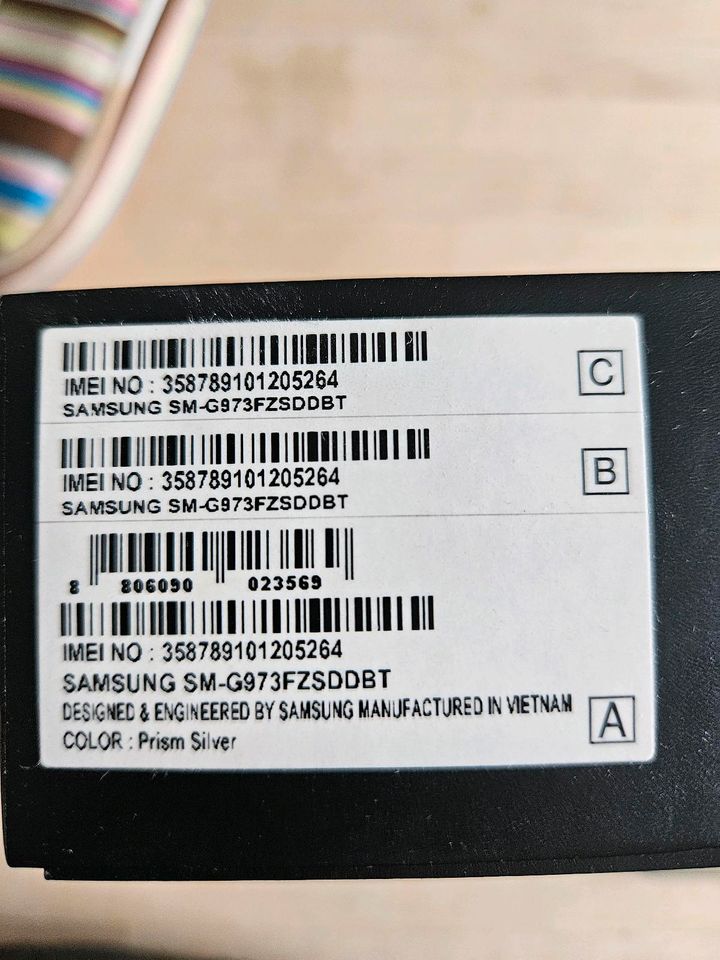 Samsung s 10 64 GB prism silver in Elbingerode (Harz)