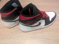 Nike Air Jordan MID 1 Sneaker High Gr. 42 Hessen - Neustadt Vorschau