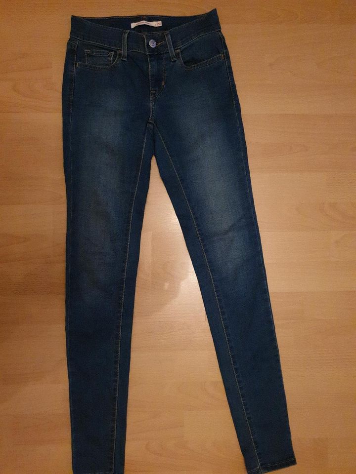 Jeans Levis w24 l31 super skinny in Hannover