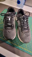 leichte  Puma Sneaker  Gr.38 grau Brandenburg - Groß Kreutz Vorschau