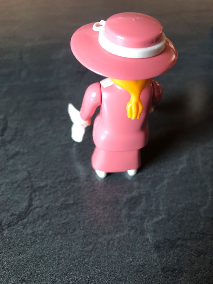 Playmobil Figur feine Dame in Hessen - Marburg | Playmobil günstig kaufen,  gebraucht oder neu | eBay Kleinanzeigen ist jetzt Kleinanzeigen