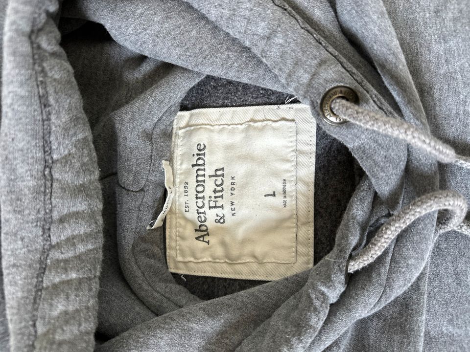 Abercrombie & Fitch Hoodie Grau L Herren in Essen