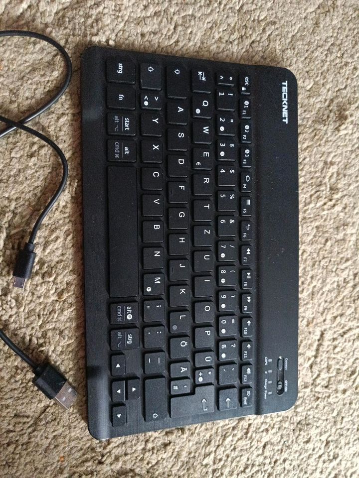 Bluetooth Tastatur /Laptop/ pc in Falkenberg/Elster