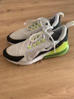 Nike Air Max 270 Sneakers Größe 40 in grün weiß Saarland - Püttlingen Vorschau