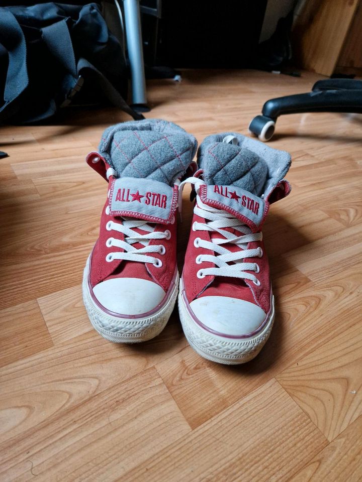 Schuhe Converse chucks rot  unisex 42 in Berlin