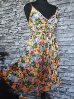 Sommer Kleid Boho Blumen 36 S neuwertig gemustert bunt Bayern - Hof (Saale) Vorschau