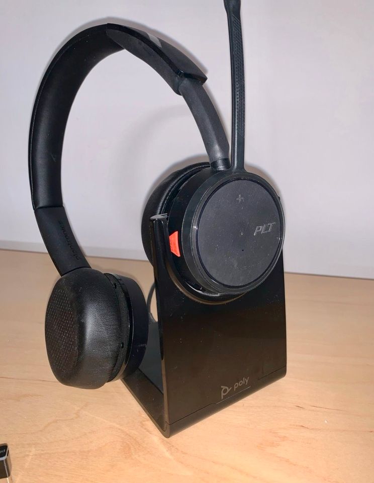 Headset Wireless Plantronics 4220 mit Ladehalterung in Meerbusch