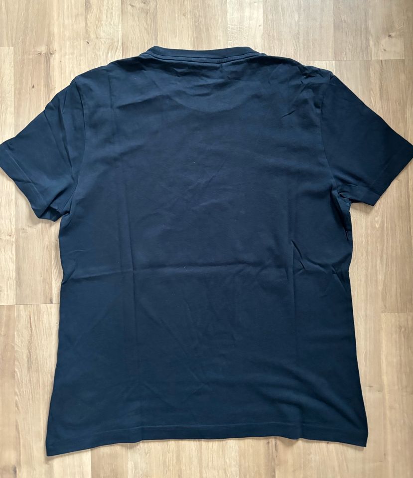 Cooles Calvin Klein T-Shirt in Zeitz