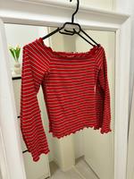 Rotes Off-Shoulder Longsleeve Bershka - gestreift, figurbetont Hessen - Hanau Vorschau