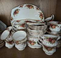 Royal Albert Old Country Roses Kaffeeservice 12 Personen Frankfurt am Main - Innenstadt Vorschau