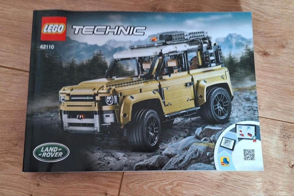 LEGO Technic 42110 Land Rover Defender in Berlin