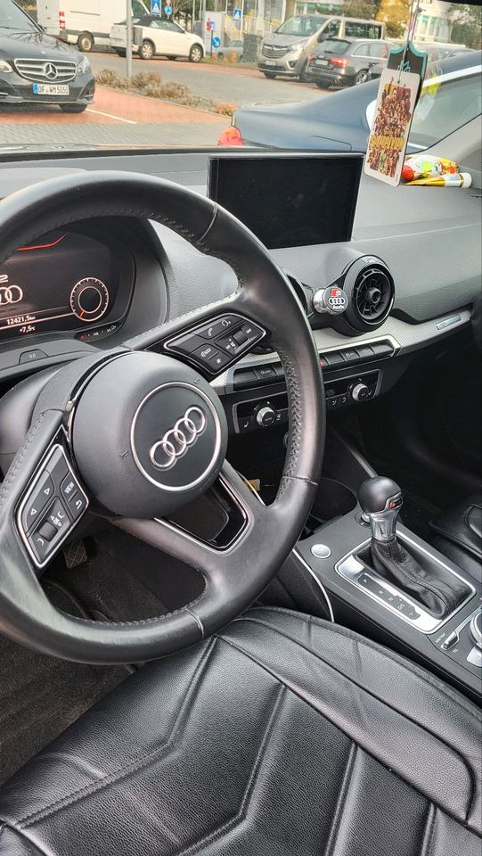Audi Q2 Advanced Auto Automatik STronic in Langen (Hessen)