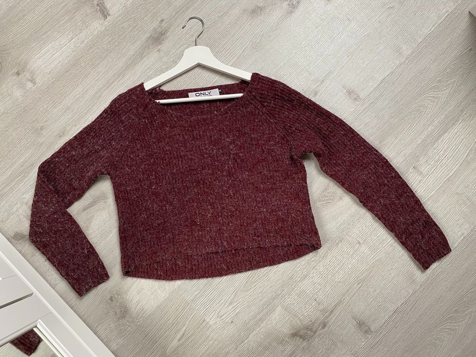 NEUWERTIG pullover strickpullover only XS rot Bordeaux in Geseke