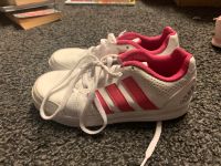 Adidas Kinderschuhe, Größe 32 (Abholung oder Versand) Brandenburg - Nuthetal Vorschau