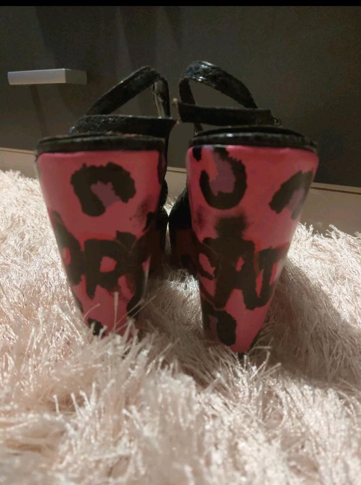 Iron Fist High Heels Wedges Sandalen Peep Toes Killstar Pink 37 in Leipzig