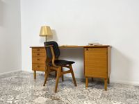 WMK Schöner und gut erhaltener skandinavischer Schreibtisch in Teak mit Schubladen, Fach & hübschen zeittypischen Holzgriffen # Arbeitstisch Desk Sekretär Danish Design Mid-Century Teakholz Vintage Friedrichshain-Kreuzberg - Friedrichshain Vorschau