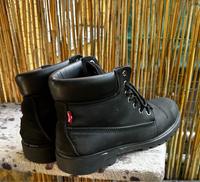 Schuhe Levi‘s Boots Leder Stiefel Schwarz Gr. 43 Hessen - Wiesbaden Vorschau