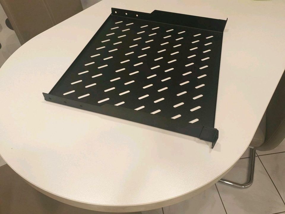 19" Fachboden Ablageboden Serverschrank in Jessen (Elster)