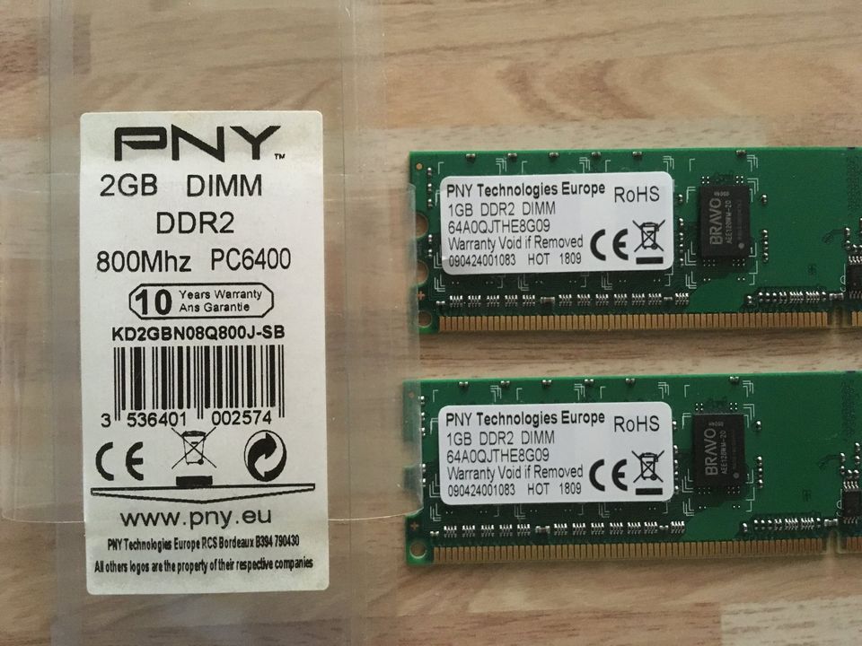 PNY Premium DIMM DDR2 PC-6400 Arbeitsspeicher RAM 2GB Kit in Hannover