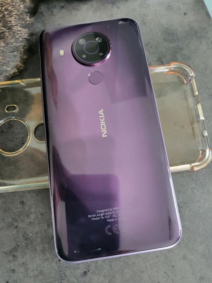 Nokia 5.4 lila in Berlin
