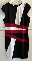 Kleid mit geometrischem Muster Bayern - Burglengenfeld Vorschau