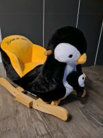 Schaukeltier Pinguin  mit Handpuppe Schleswig-Holstein - Güster Vorschau