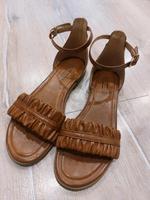 Sandalen aus Leder Gr 38 Rheinland-Pfalz - Hachenburg Vorschau