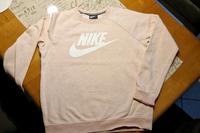 Toller Pullover von Nike zu verkaufen Niedersachsen - Hepstedt Vorschau