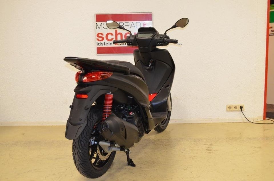 Piaggio Medley S 125 ie IGET E5 in Idstein