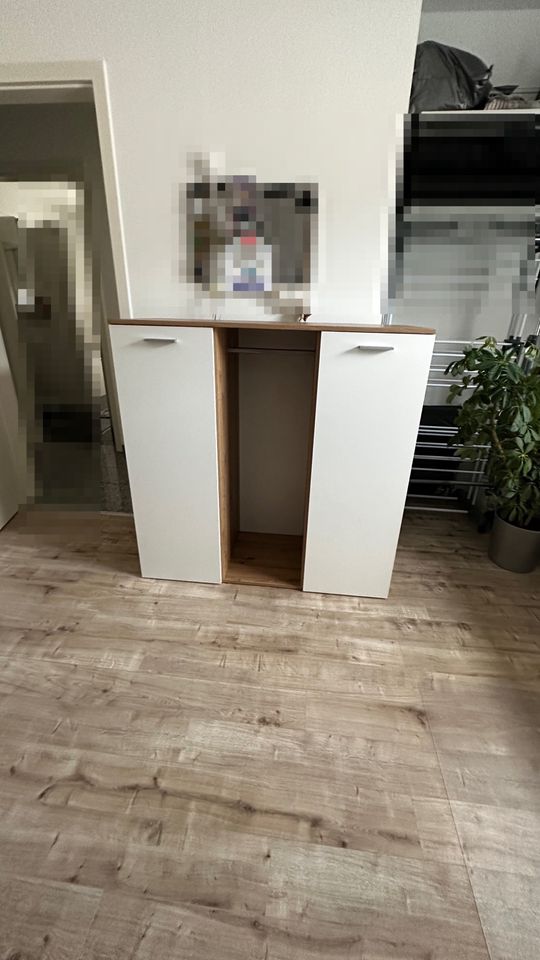 Garderobenschrank / Kommode 119x118,5x50cm neuwertig in Olfen