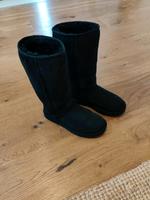 UGG Boots classic tall schwarz wie neu Bonn - Bad Godesberg Vorschau