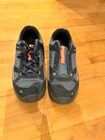 Décathlon Trekkingschuhe Wanderschuhe halbhoch blau Gr 38 Düsseldorf - Pempelfort Vorschau