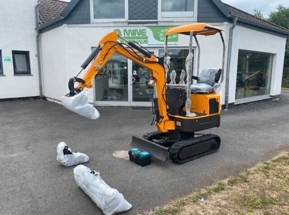 Minibagger Microbagger Raupenbagger Bagger 1,2t Kubota Motor in Eschwege