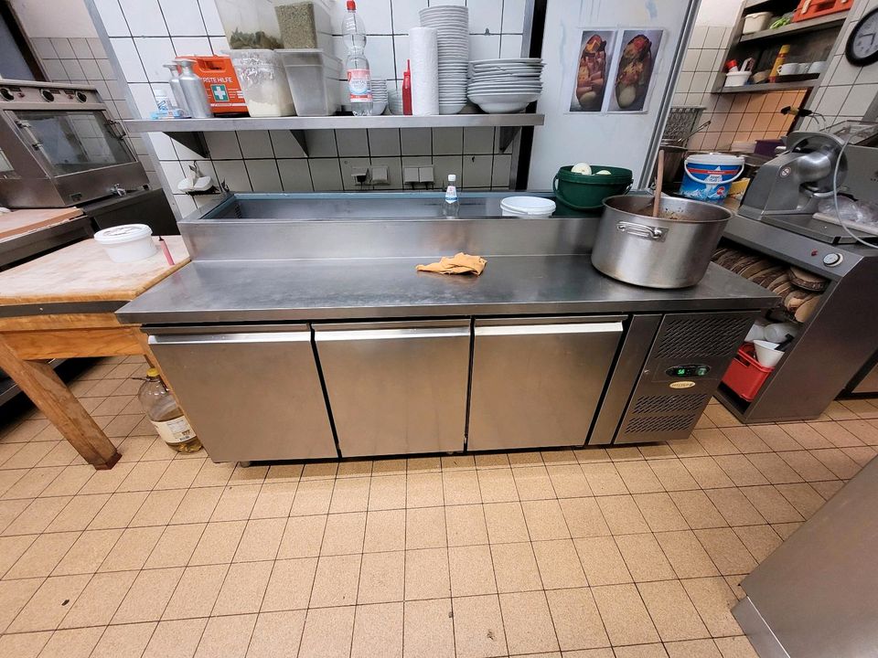 Belegstation Kühltisch 3 Türig Saladette Tefcold in Füssen