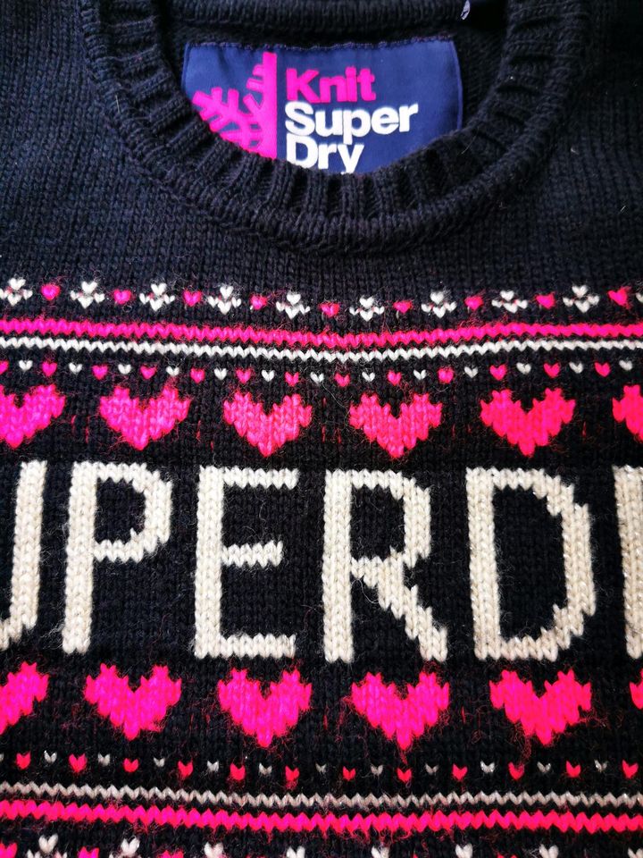 Superdry Strick Pullover M L Herzen Pink Ski Outdoor Winter in Floh-Seligenthal-Floh