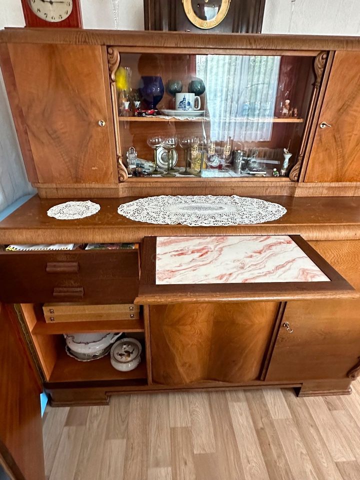 Wohnzimmerschrank, Buffet, 1930er Jahre in Weischlitz