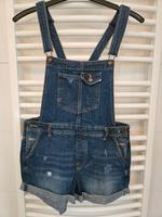 Gr S Bershka Latz Shorts für Mädchen Niedersachsen - Hameln Vorschau