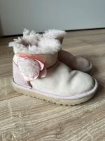 UGG Boots Größe 27,5 Baden-Württemberg - Ölbronn-Dürrn Vorschau