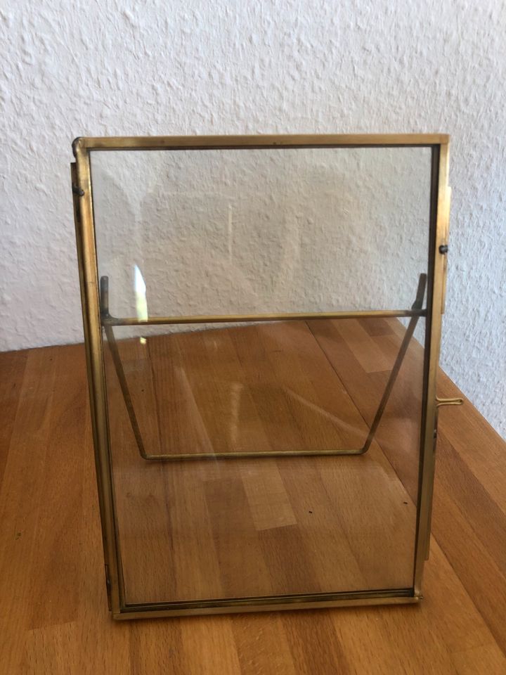 11(+2) goldene Rahmen aus Glas und Metall, Hochzeit in Herrenberg