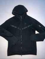 Nike Tech Fleece Jacke in Gr. S, wie neu Sachsen - Bobritzsch-Hilbersdorf Vorschau