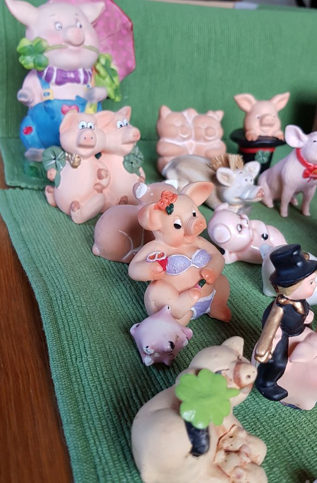 Sammlung Schweinchen Glücksschweinchen Glücksbringer 39 Stück in Penzberg