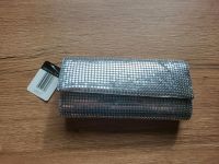 ❤️ NEU Clutch Tasche Abendtasche Silber metallic mit Etikett Nordrhein-Westfalen - Windeck Vorschau
