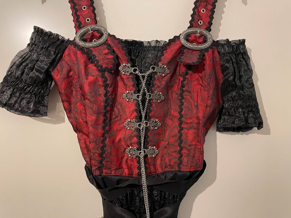 Dirndl Steampunk/Gothic Stil Schwarz/Rot Gr. 36 in Hamburg