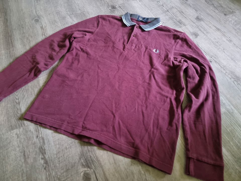 Fred Perry Longsleeve Gr. M Bordeauxrot in Altenburg