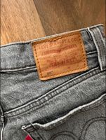 Original Levi’s 501 Grau straight 23/28 Niedersachsen - Oldenburg Vorschau