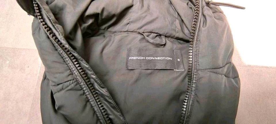 Jacke Steppjacke French Connection S/M in Alfter
