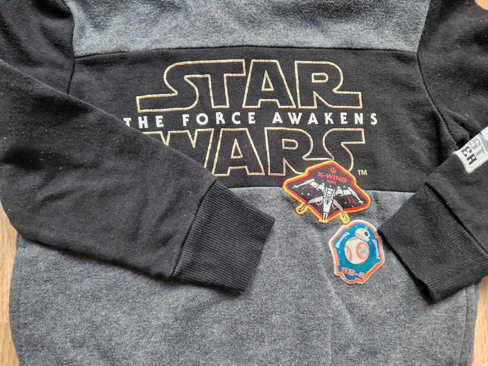 Star Wars Pulli, H&M, Gr. 110 / 116 in Mainz