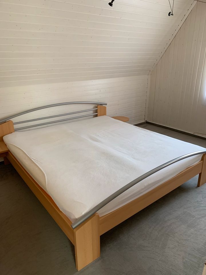 Schlafzimmer (Bett/Schrank) in Rheine